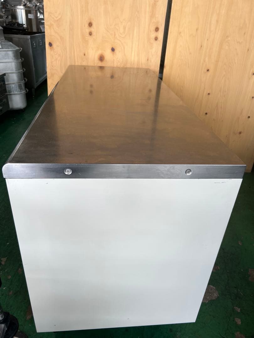 2016年 フクシマテーブル形冷蔵ショーケース