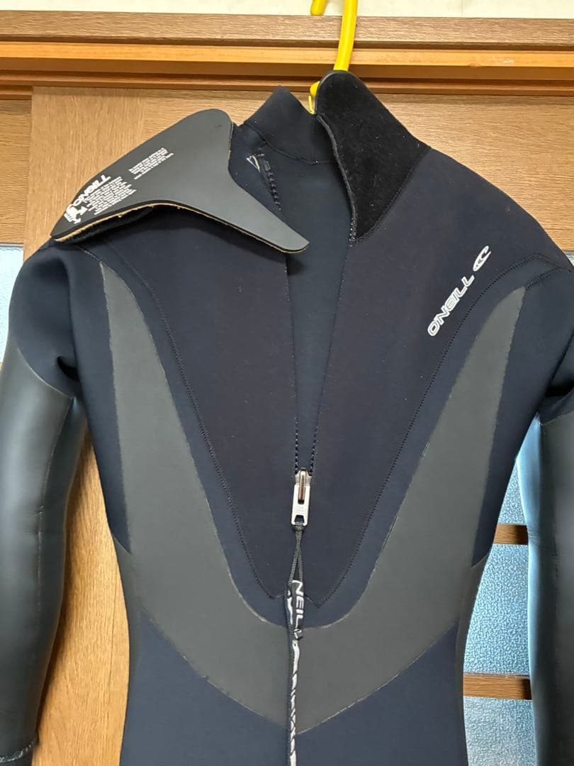 オニールウェットスーツセミドライ5mmx3mm バックジップモデル
