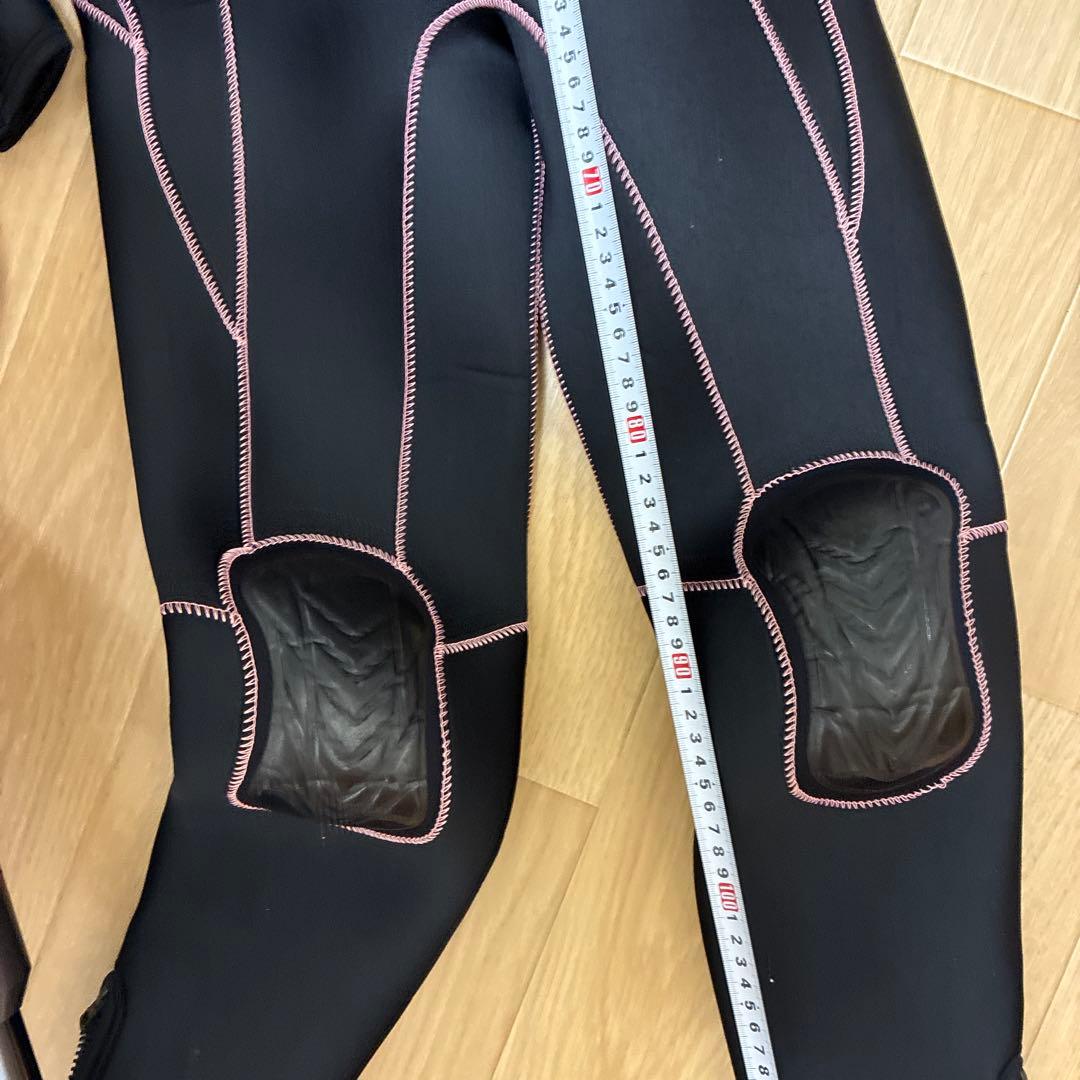 World Dive ウェットスーツ　フルスーツ 黒とピンク
