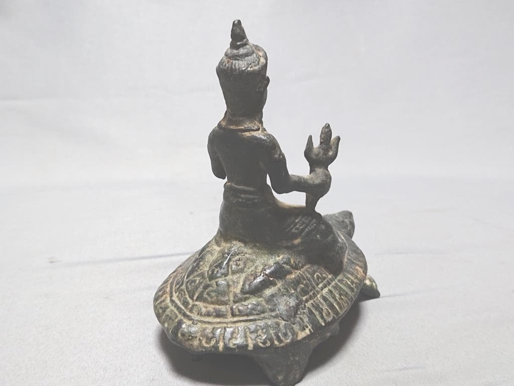 コレクター収集品　古銅　15世期.クメール王朝期　亀乗.シバ神像