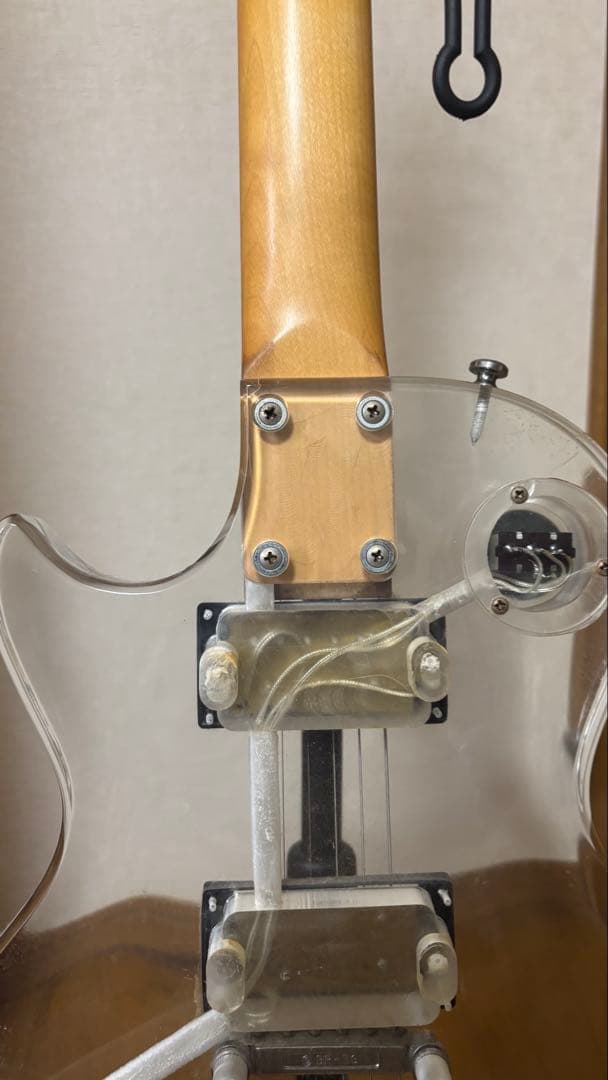 Barclay 透明アクリル エレキギター　ジャンク