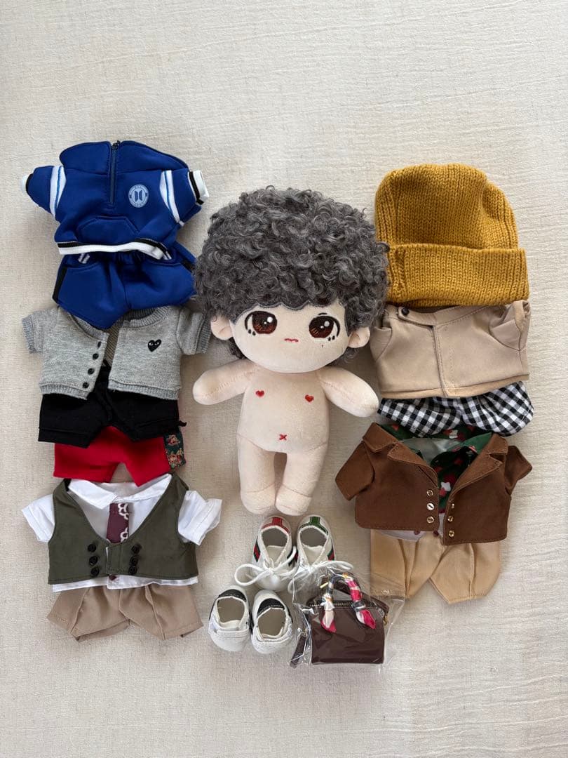 BTS ぬいぐるみ テテ 20cm