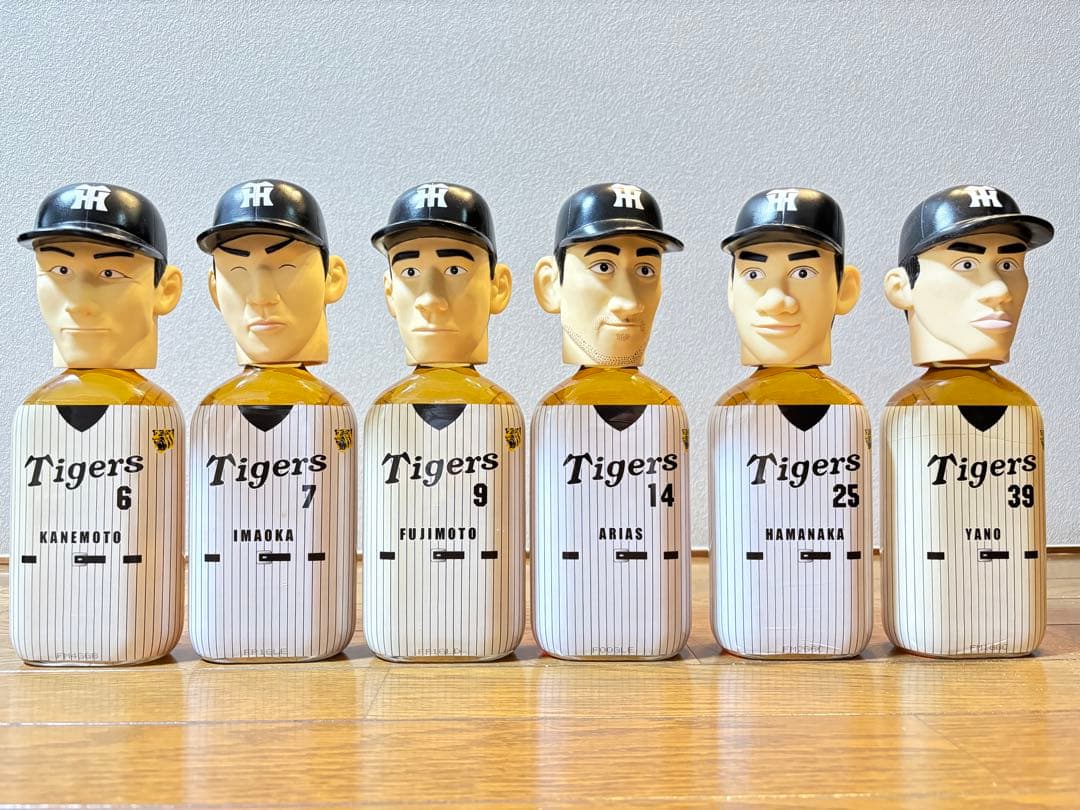 【優勝セール】2003年 阪神タイガース 優勝記念ウイスキー　※カレンダー付き