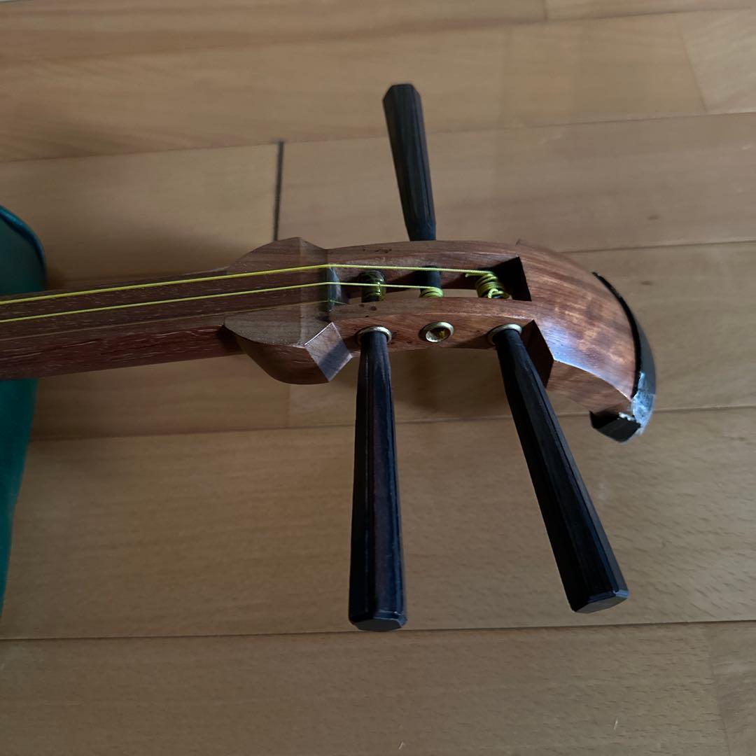 三味線本体 細棹　ソフトケース付き　秋田三味線　長唄等　３弦