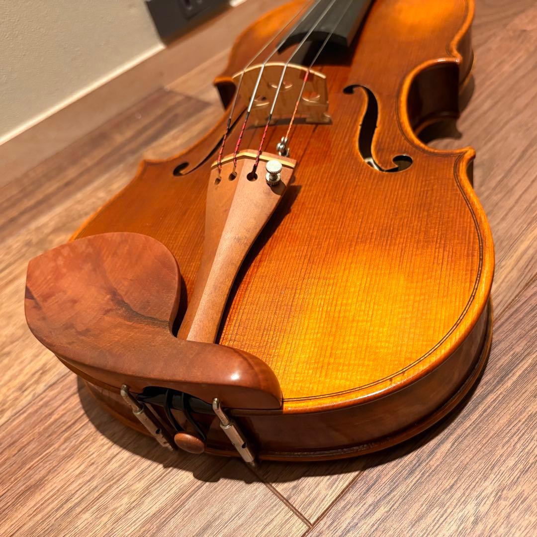 バイオリン　個人作家　Simansa Olsen