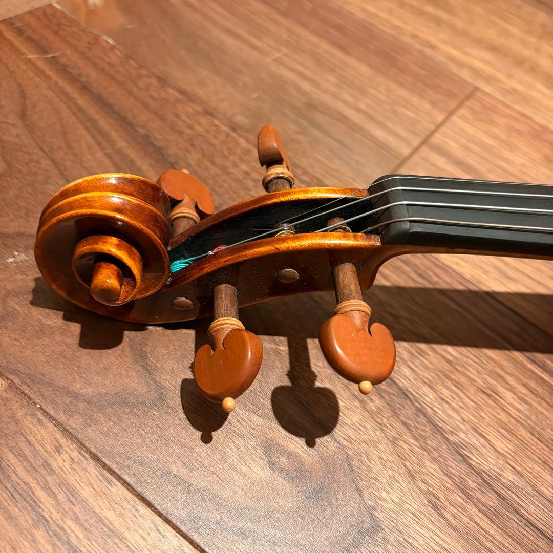 バイオリン　個人作家　Simansa Olsen