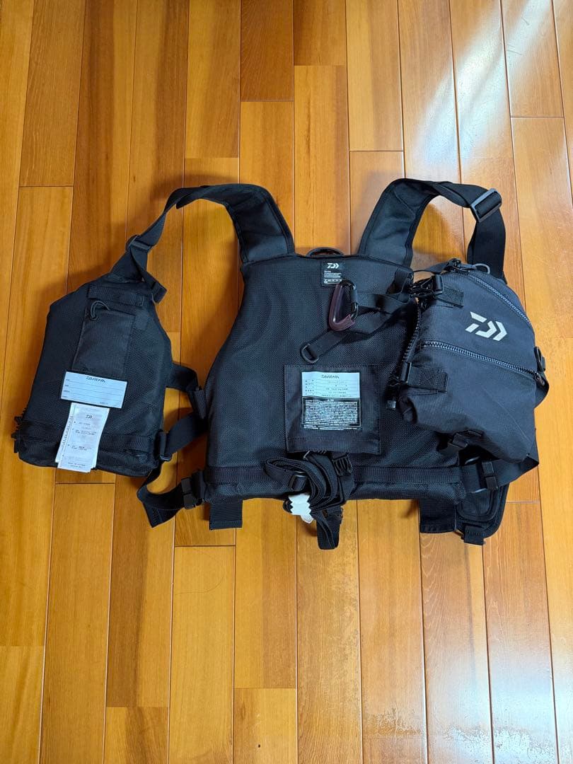 sss　ダイワ　フィッシングベスト ゲームベスト DF-4020