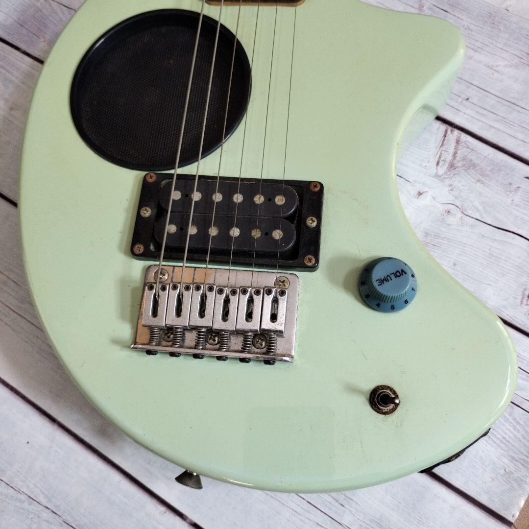 Fernandes エレキギター 薄緑