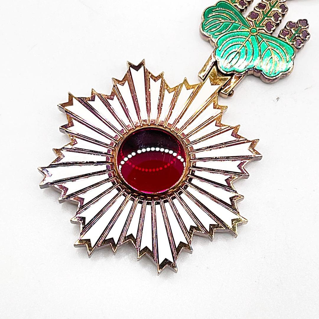 勲章 勲四等旭日小綬章 本体のみ 旧日本軍 ミリタリー