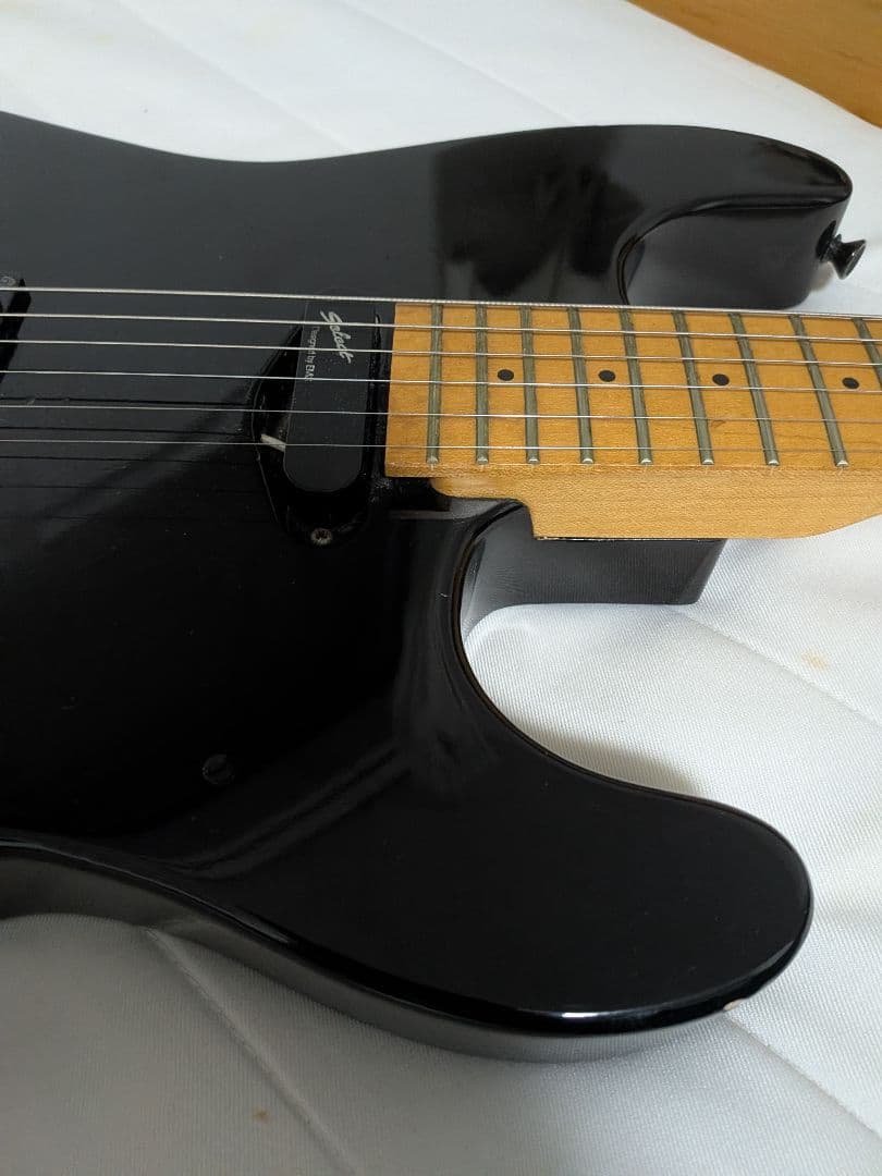 エレキギター メーカー不明　select by EMG ピックアップ搭載