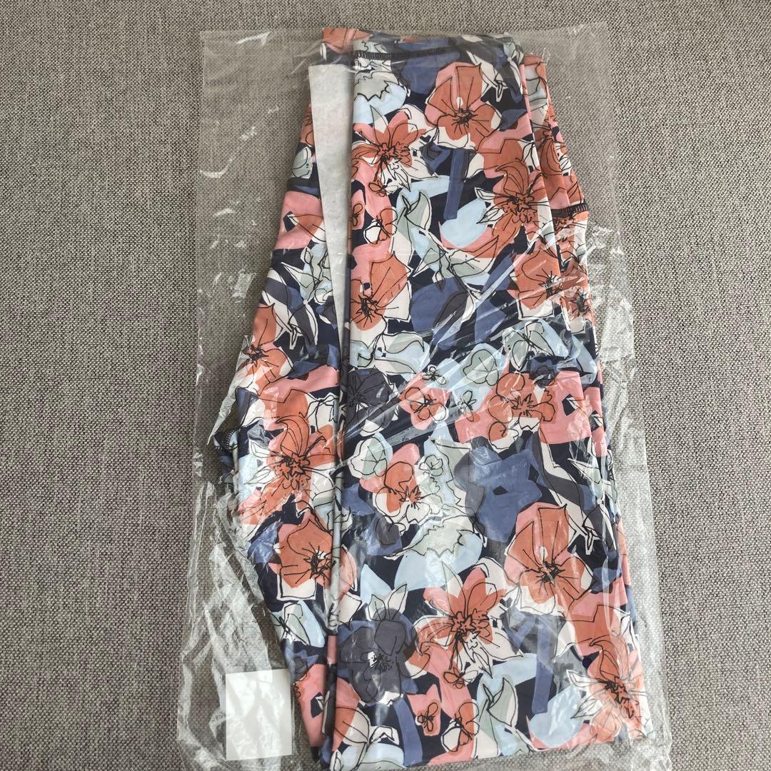 SUKALA LAVAミックスフラワープリントレギンスM 新品値下げしました