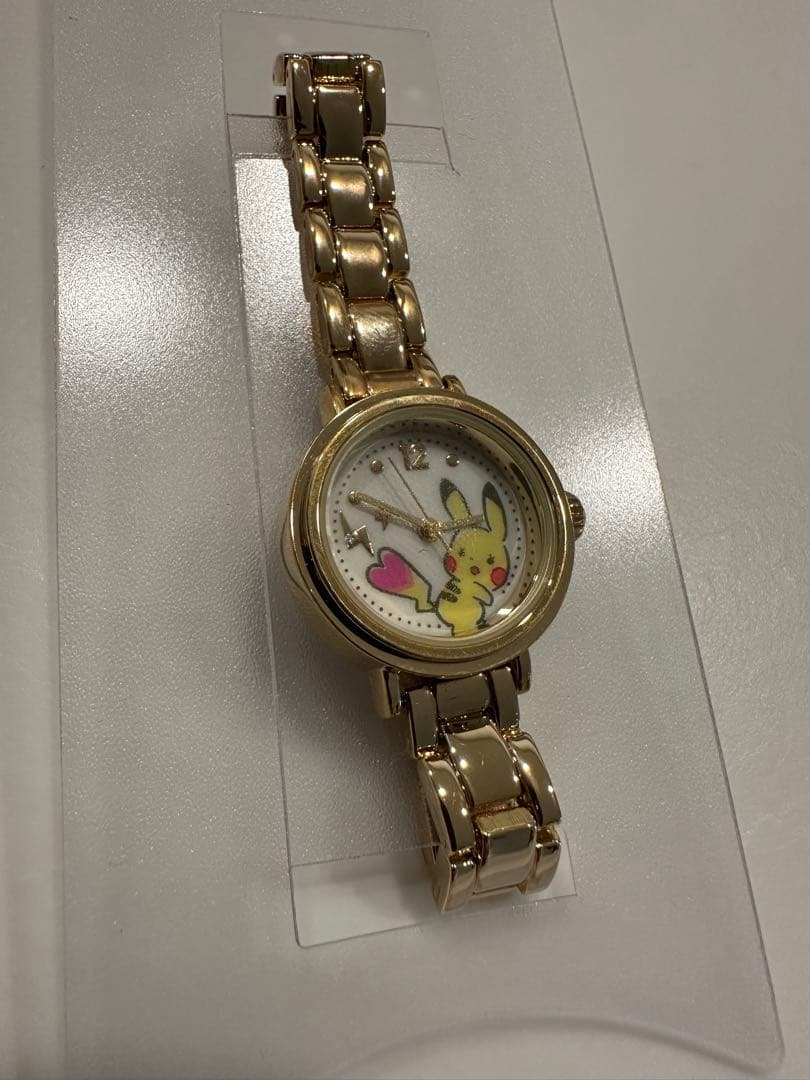 イッツデモ　ポケモン　ゴールドメタルウォッチ
