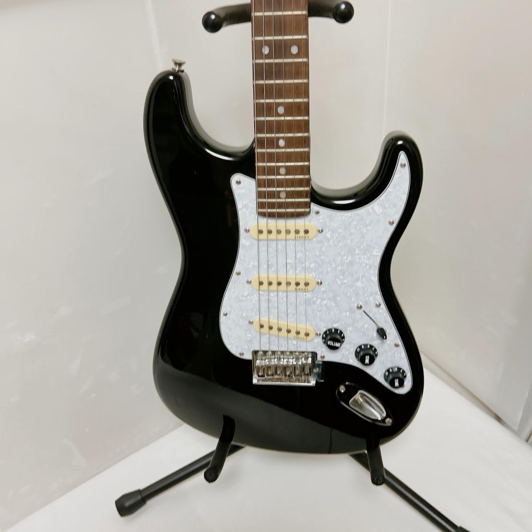 美品 Basshus バッカス BST-250R ストラトキャスター ブラック