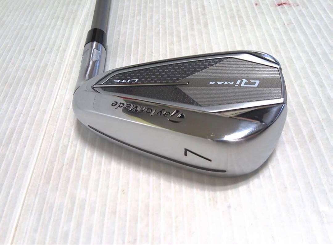 【未使用に近い】テーラーメイド　Qi MAX LITE 7番　アイアン