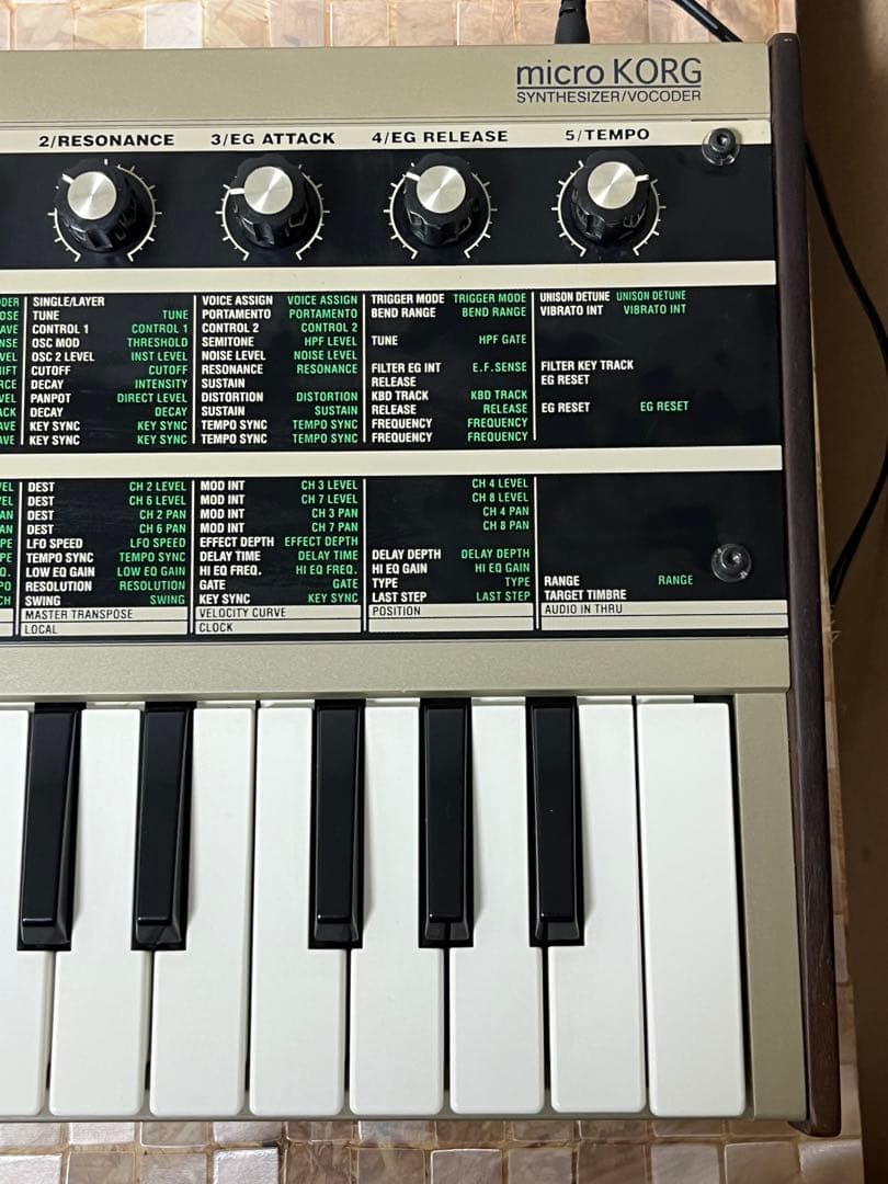 t*e様 KORG microKORG シンセサイザーとNumarkヘッドホンセ