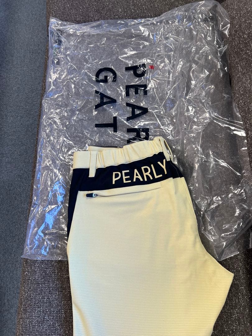 PEARLY GATES ゴルフパンツ MLG 198 クリーム色サイズ5