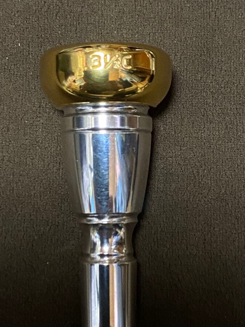 ストンビトランペットマウスピース　3 1/2Cリムゴールド