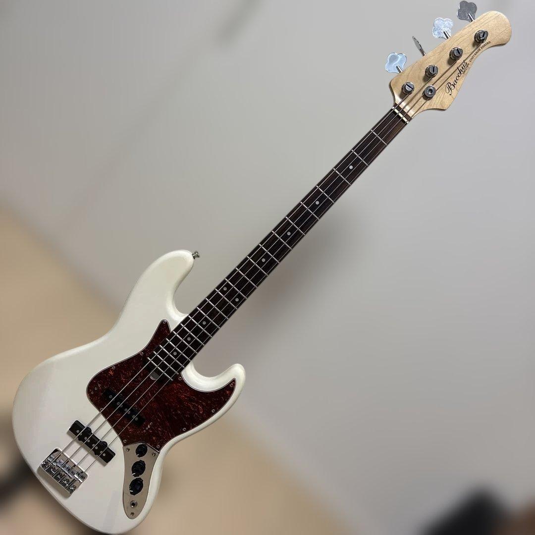 Bacchus bjb-1-rsm エレキベース ホワイト　美品