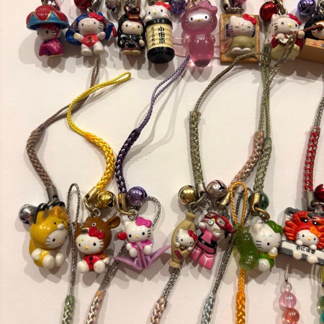 レア✨ ハローキティ ご当地ストラップ 52個セット 根付け キーホルダー 希少