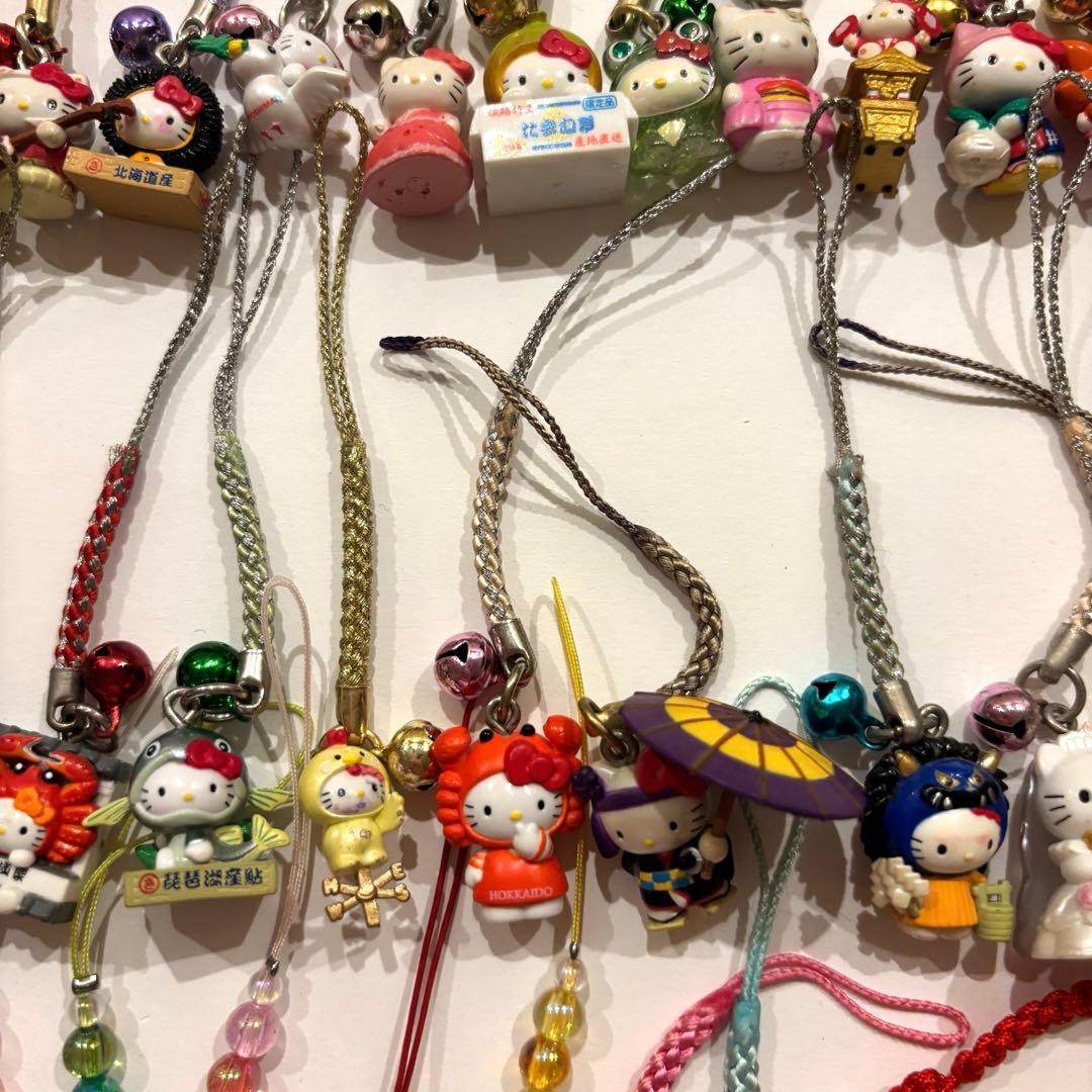 レア✨ ハローキティ ご当地ストラップ 52個セット 根付け キーホルダー 希少