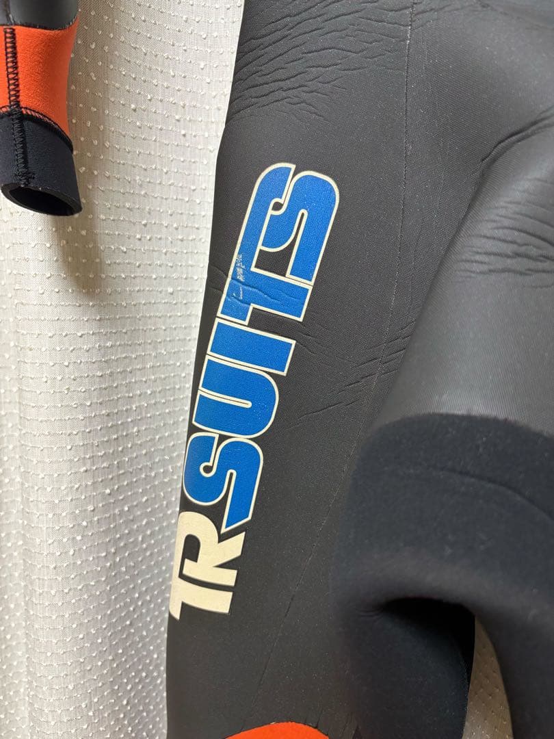 Tranche(トランシェ)5-3mm セミドライ レディースMサイズ 未使用品