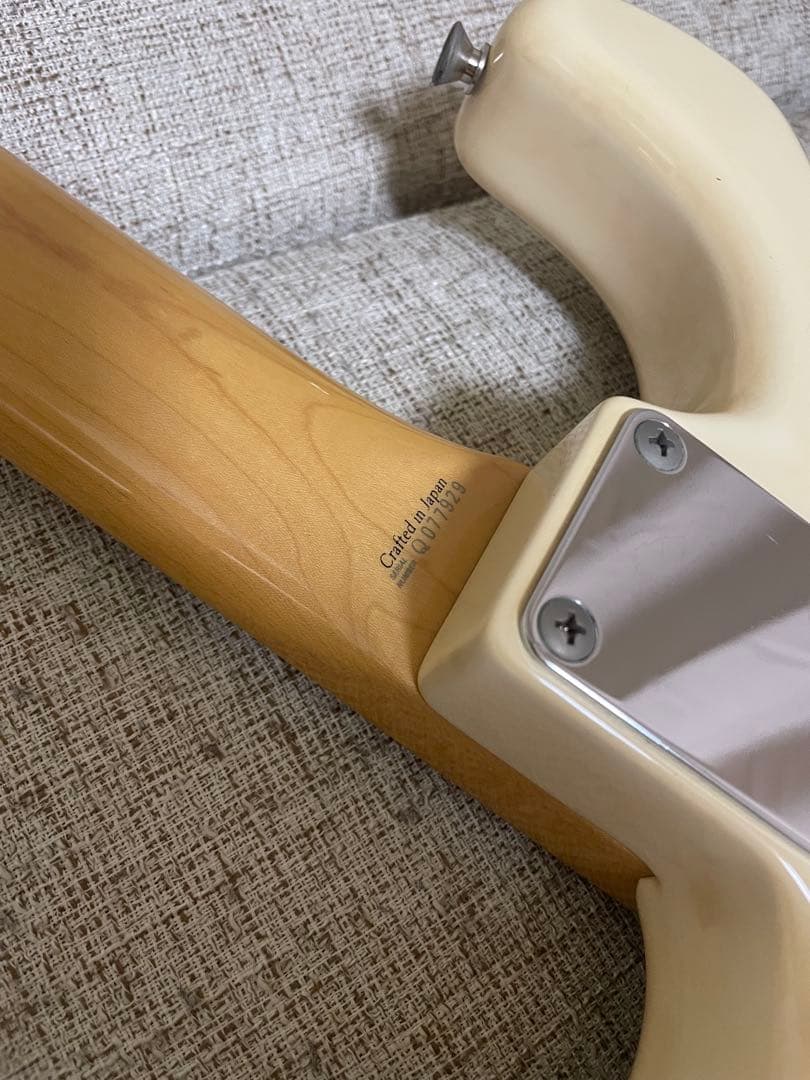 ギター Fender Japan ST68-85TX Stratocaster VWH