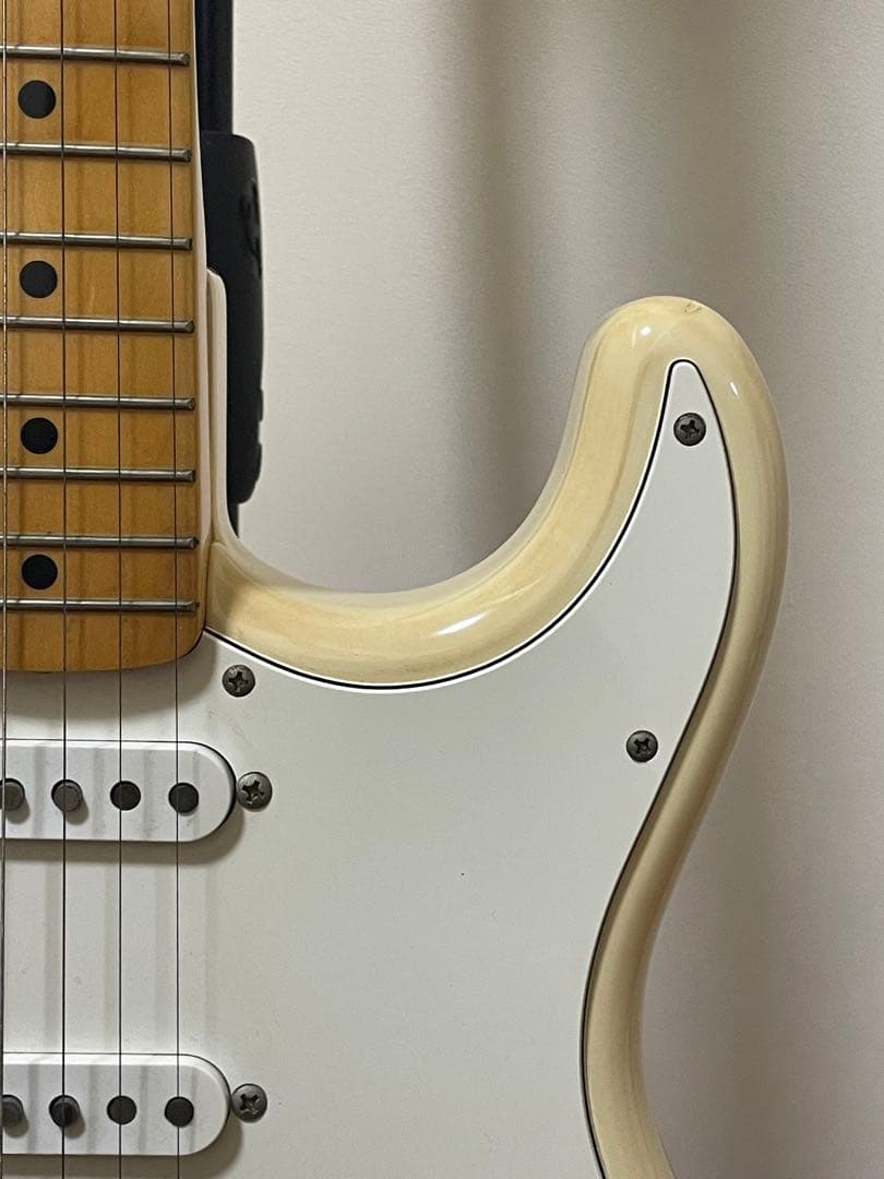 ギター Fender Japan ST68-85TX Stratocaster VWH