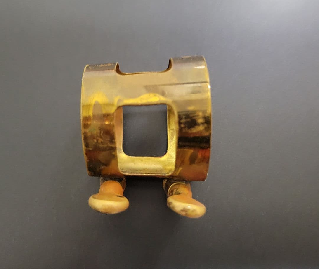 ①MEYER ビンテージ・リガチャー 刻印あり　アルトサックス用