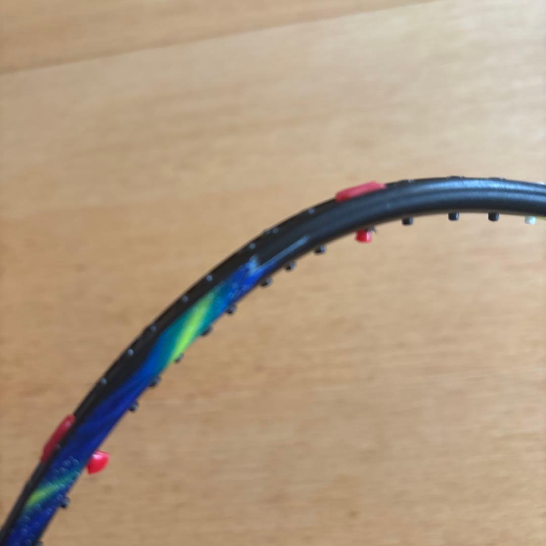 バドミントンラケット アストロクス77 4U