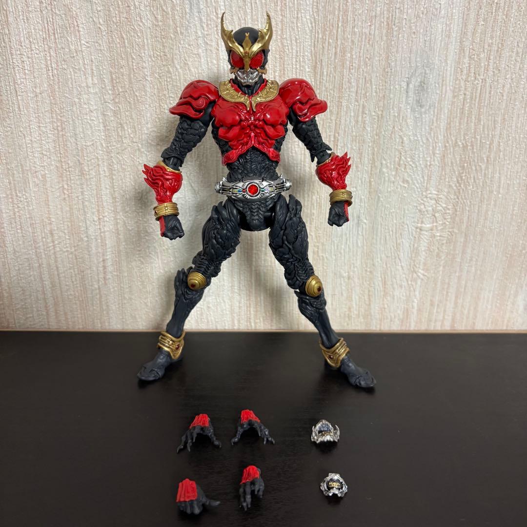 31.【ジャンク品】S.I.C. コロセウム 仮面ライダークウガ
