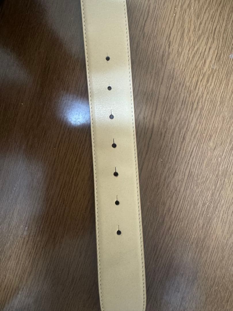 ドルチェ&ガッバーナ　ベージュ ゴールドバックル ベルト