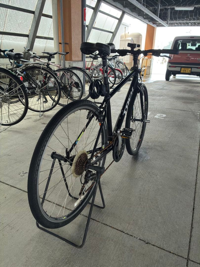 TREK クロスバイク