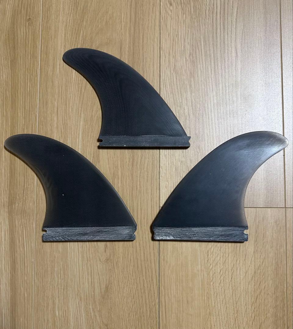 FUTURES (フューチャー) YU トライフィン YU トライフィン