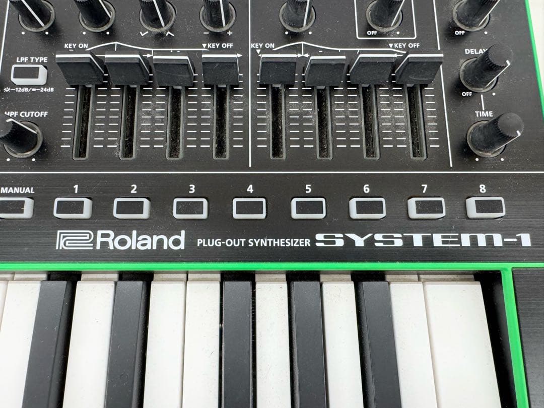 Roland SYSTEM-1 シンセサイザー 本体