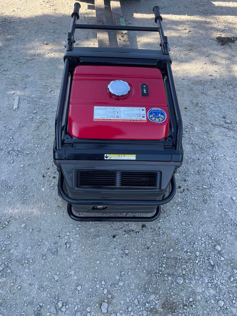 ホンダ インバーター発電機 EU55is 5.5kVA 単相100V・200V