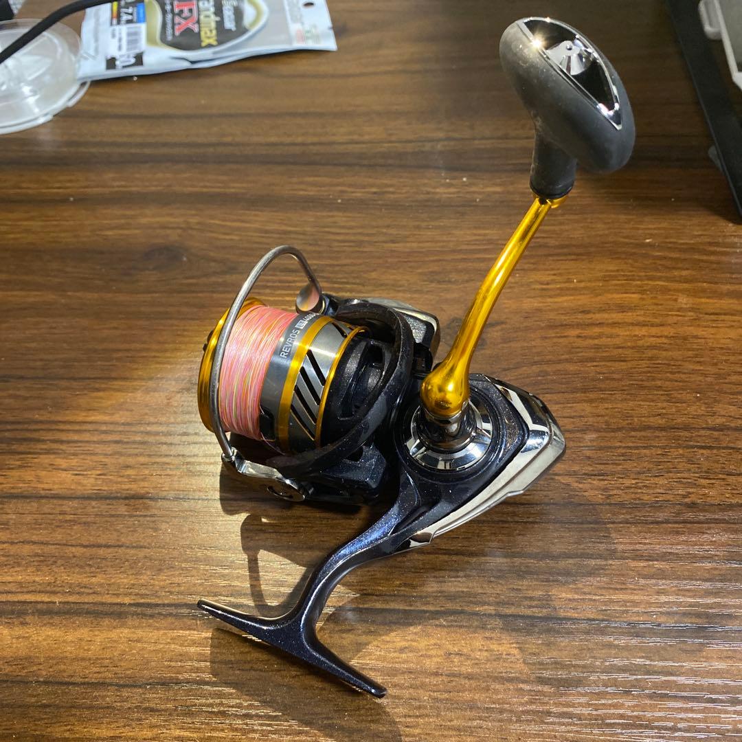 Daiwa REVROS 4000-CH スピニングリール ダイワ