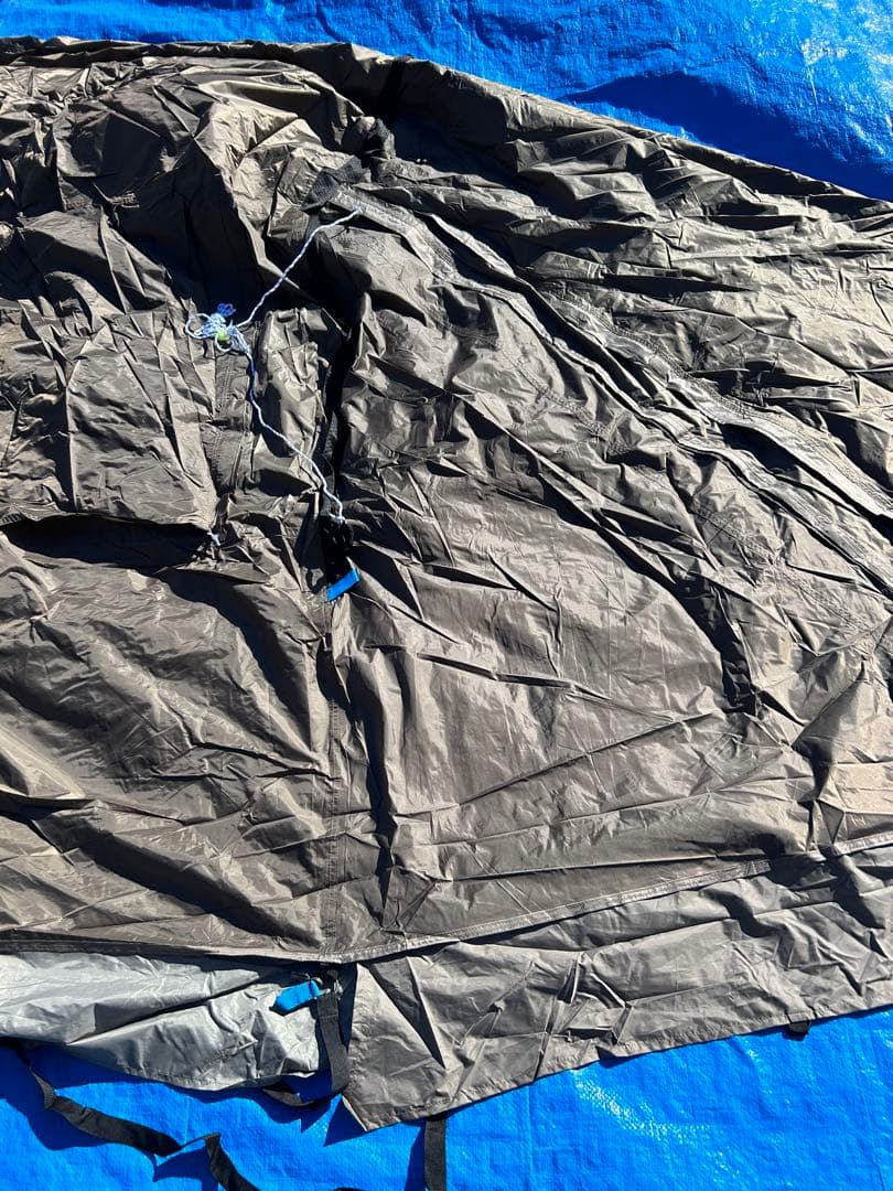 【美品】ホールアース ハーフクーヘンSC 3〜４人用