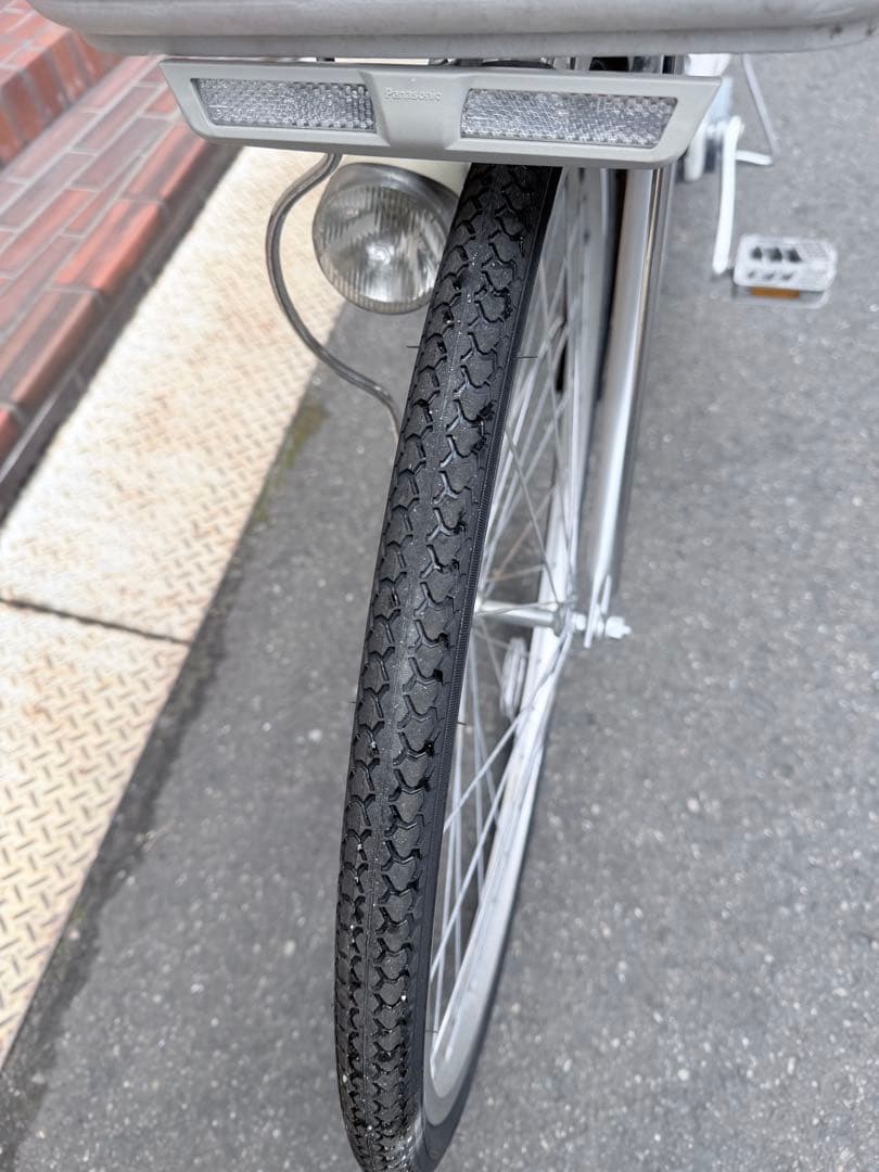 大阪府　パナソニック　シルバー 電動アシスト自転車 前バスケット付き