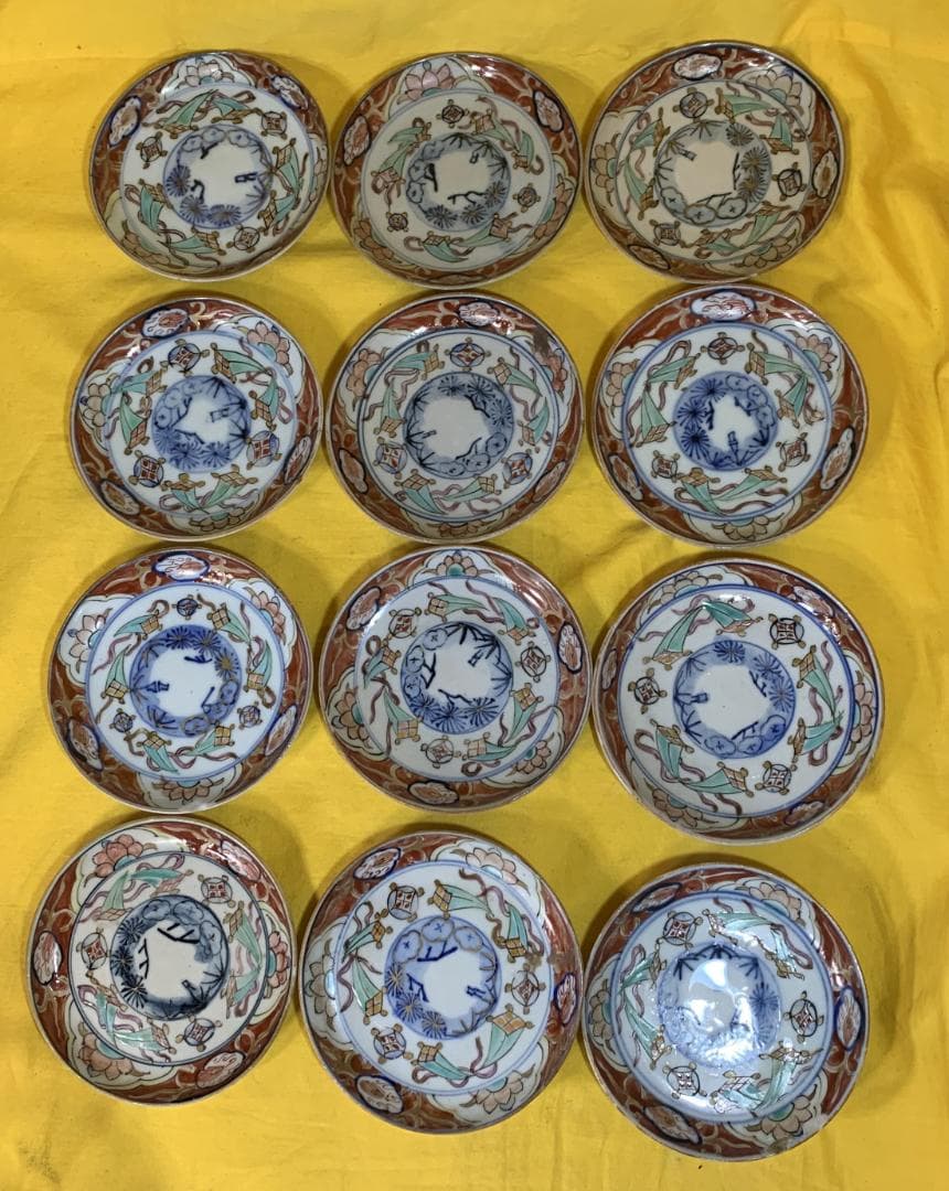 蔵出し!! 古伊万里 錦手 色絵小皿 松竹梅模様 江戸期? 12客 現状品!!