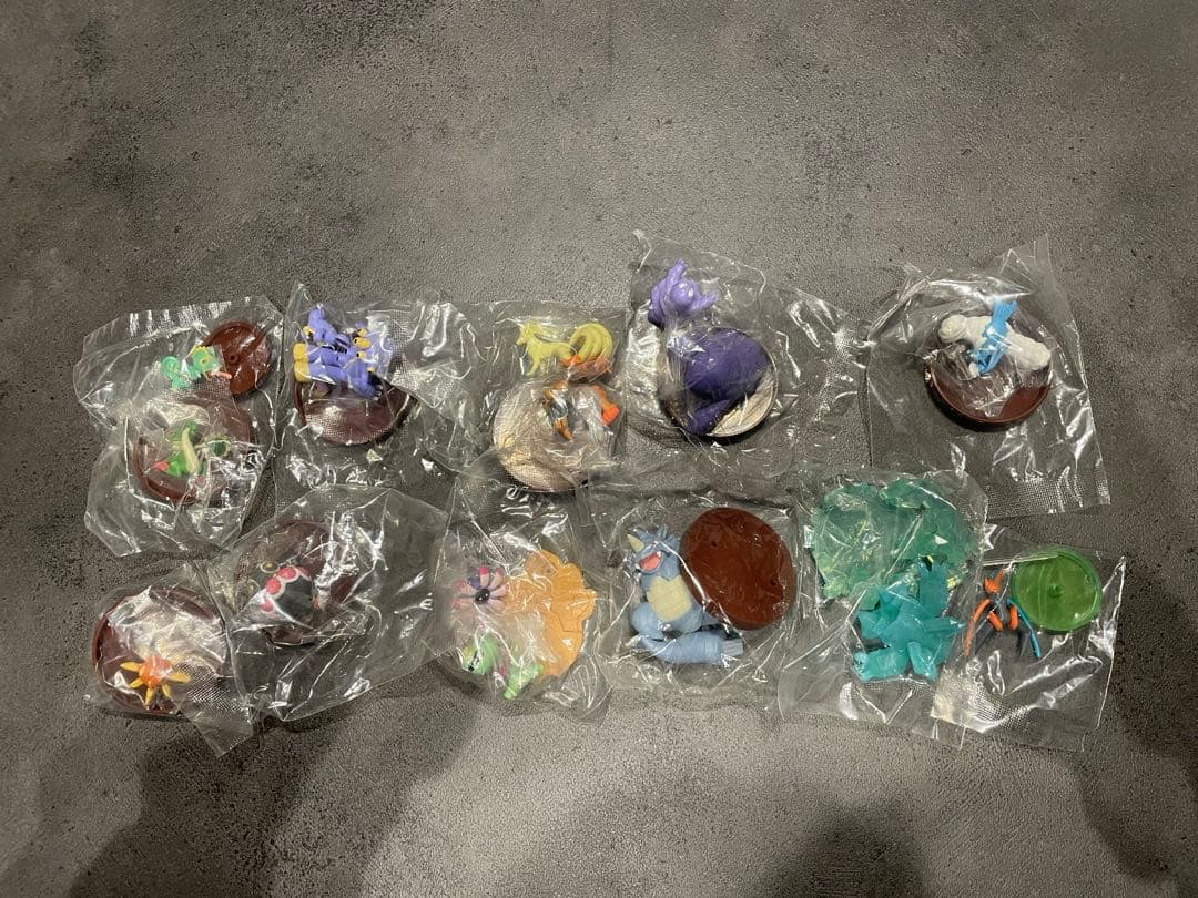 ポケットモンスター　フィギュア　11体セット　立体ポケモン図鑑第8集コンプリート