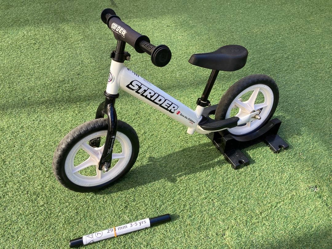 strider ストライダースポーツ　セーブザチルドレン　ホワイト