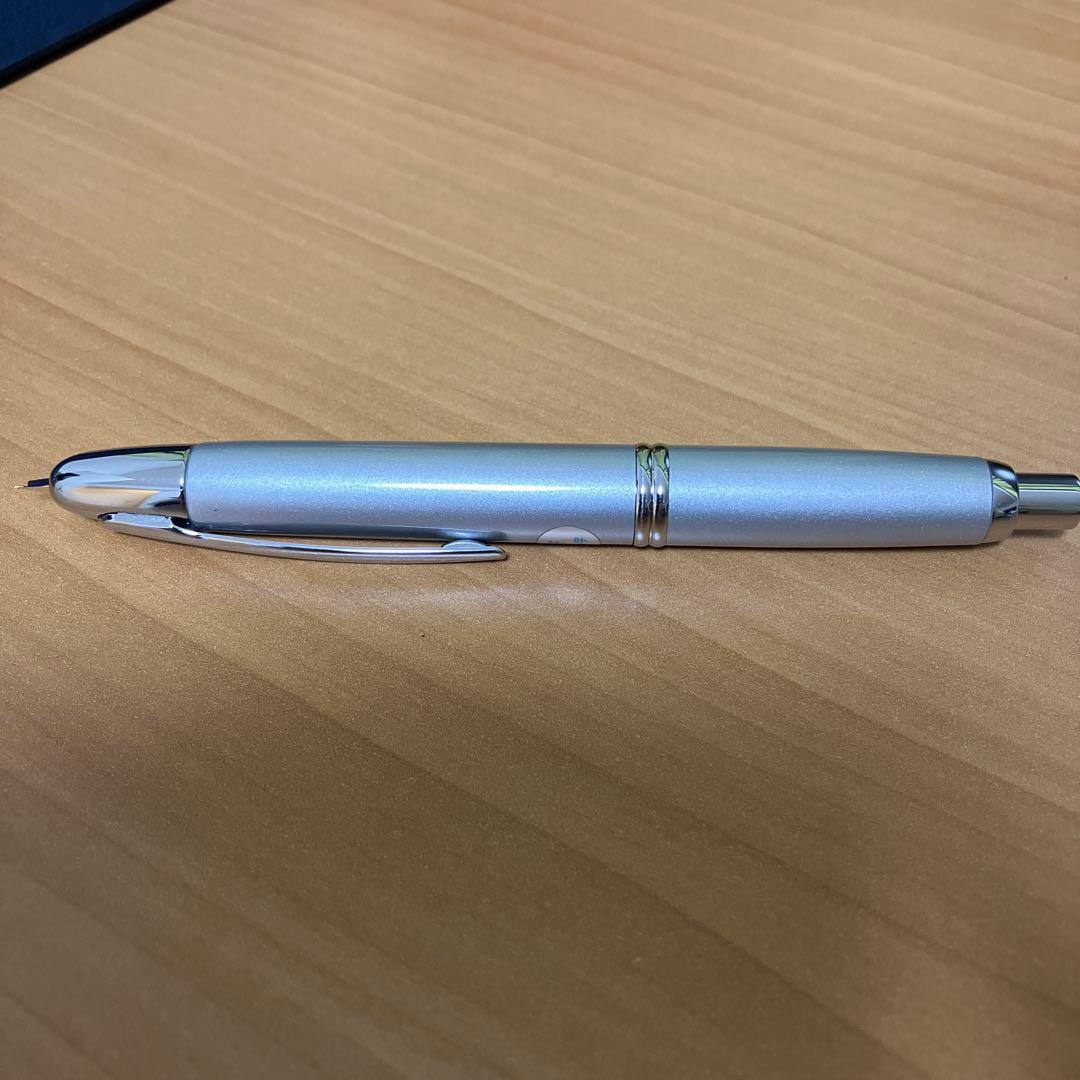 パイロット キャップレス 万年筆 シルバー F（細字） コンバーター付