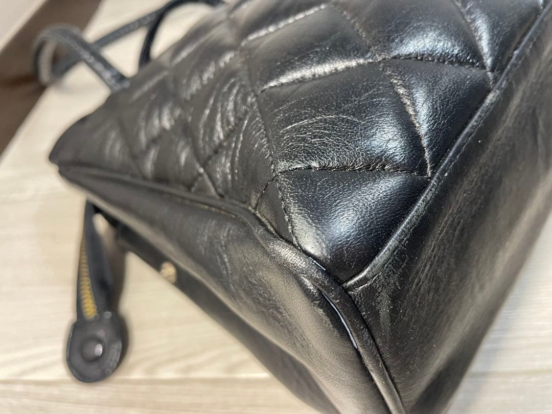 CHANELノベルティ　マトラッセ ココマーク 復刻トートバッグキャビアスキン