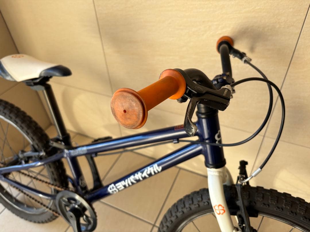 ヨツバサイクル　キッズ　自転車　20インチ　引き取り限定