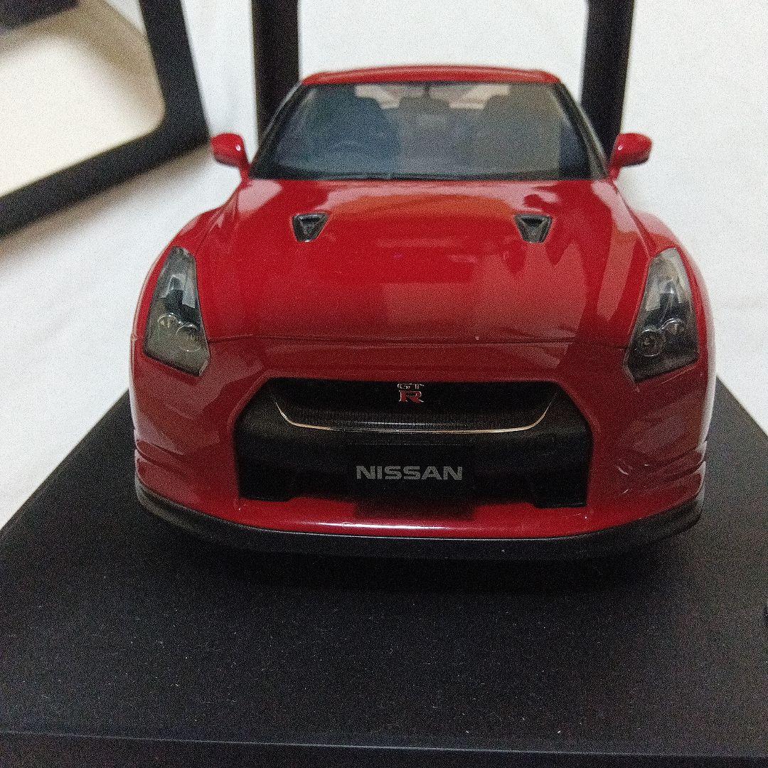 オートアート 1/18 NISSAN GT-R R35