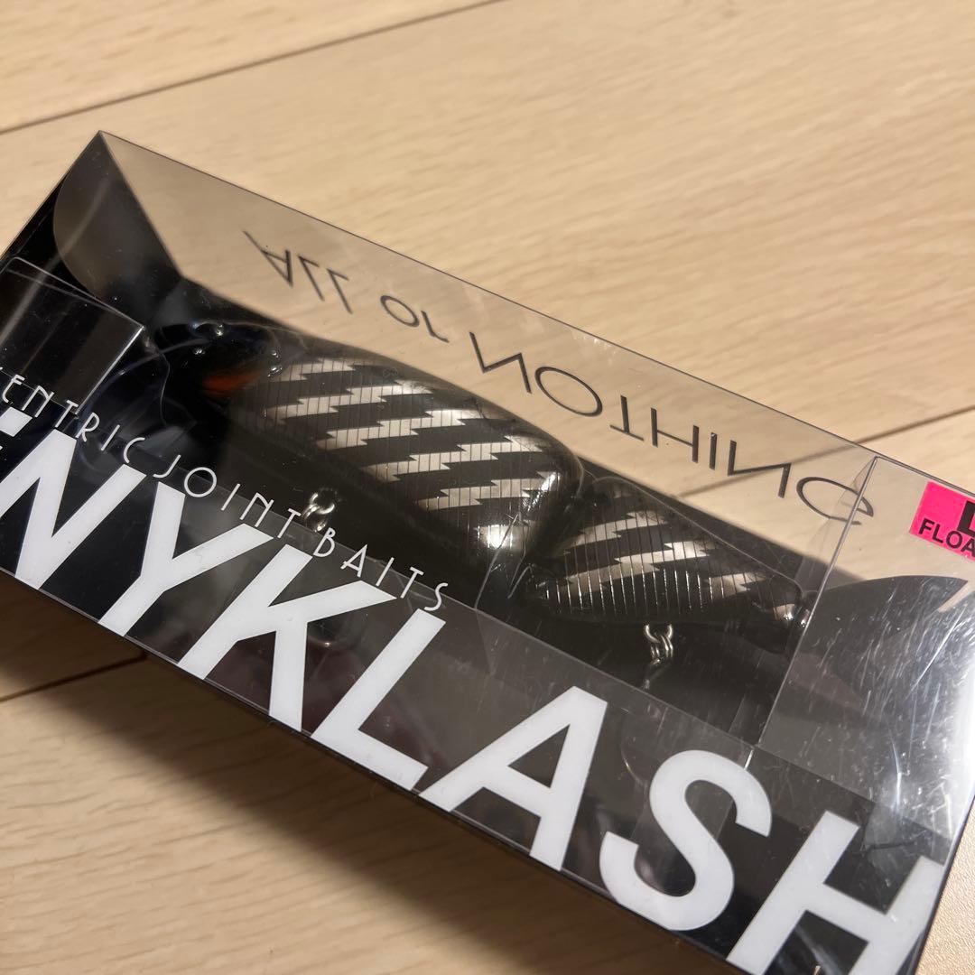 DRT TiNY KLASH Low Electric Black 限定カラー