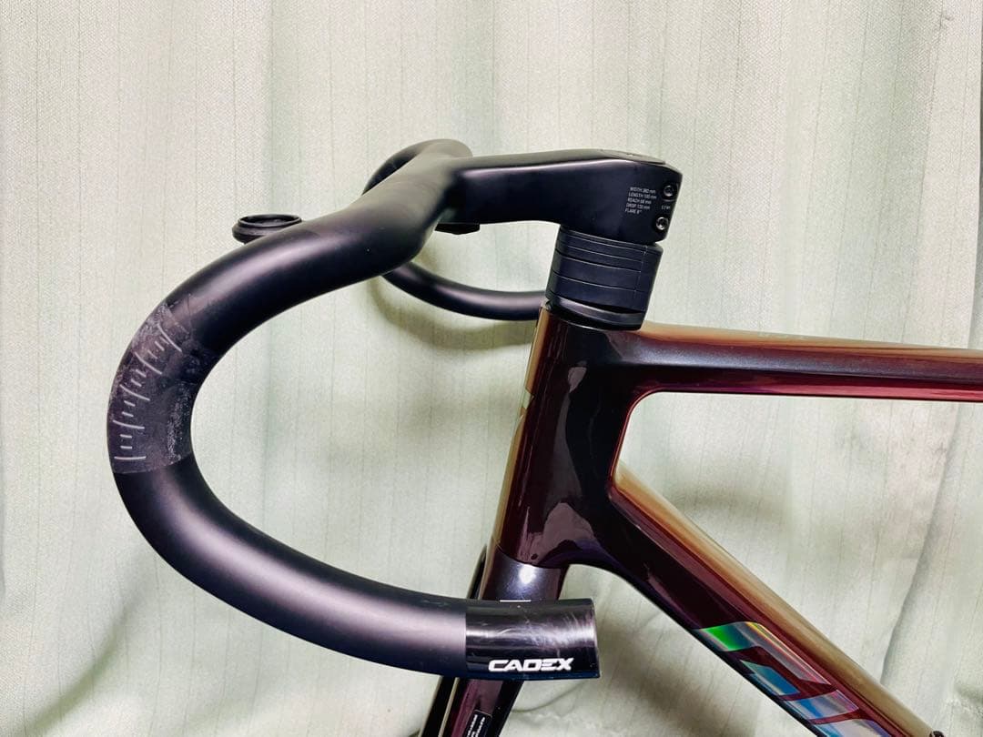 GIANT TCR ADVANCED SL フレーム&CADEX一体型ハンドル