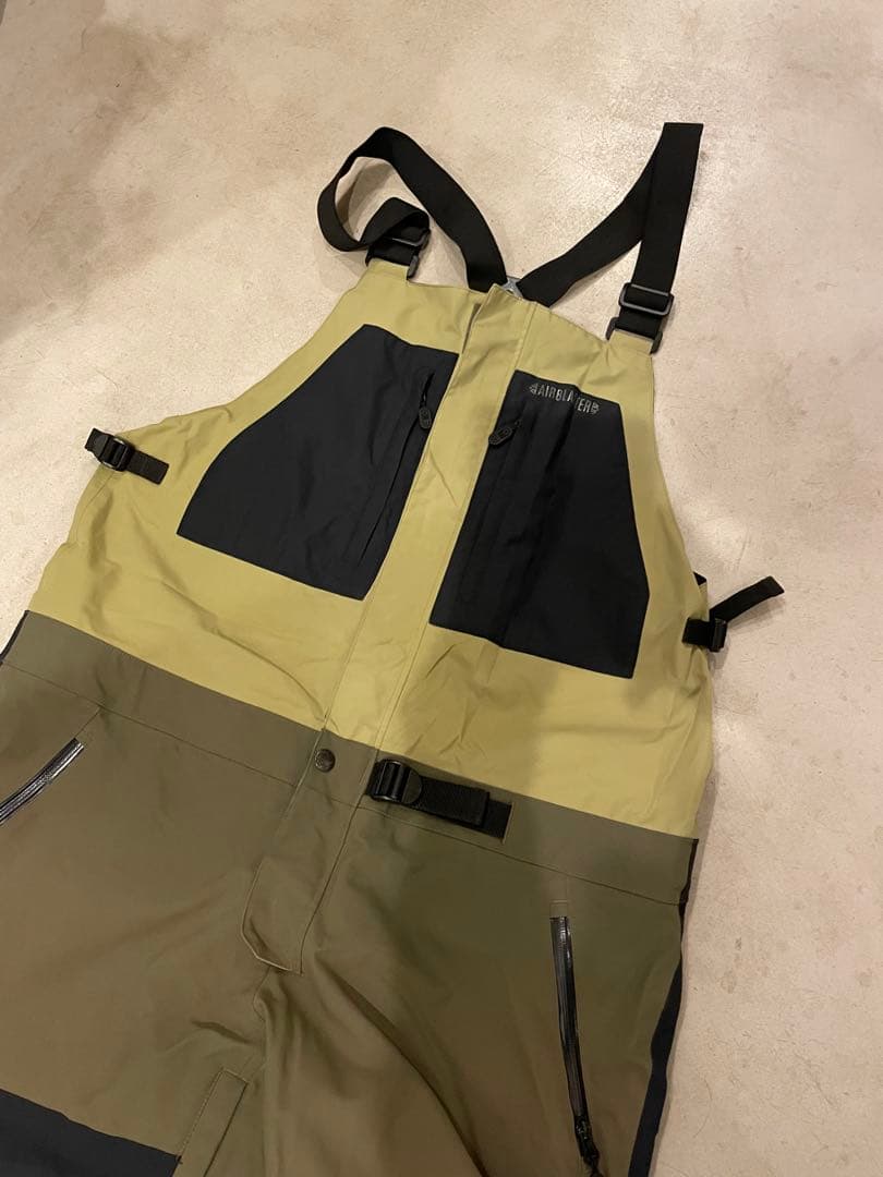 スノーボード airblaster beast bib