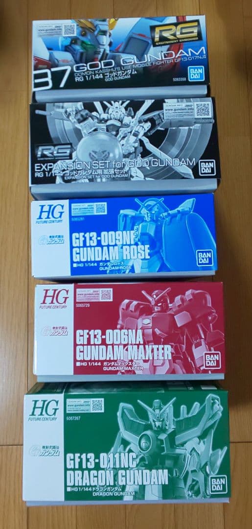 RGゴッドガンダム&プレミアムバンダイHG ガンプラ5個セット