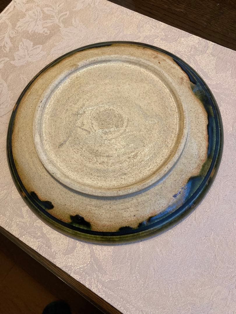 織部焼　作家物大皿26cm 蜂文　 掻き銘あり　美濃焼盛皿
